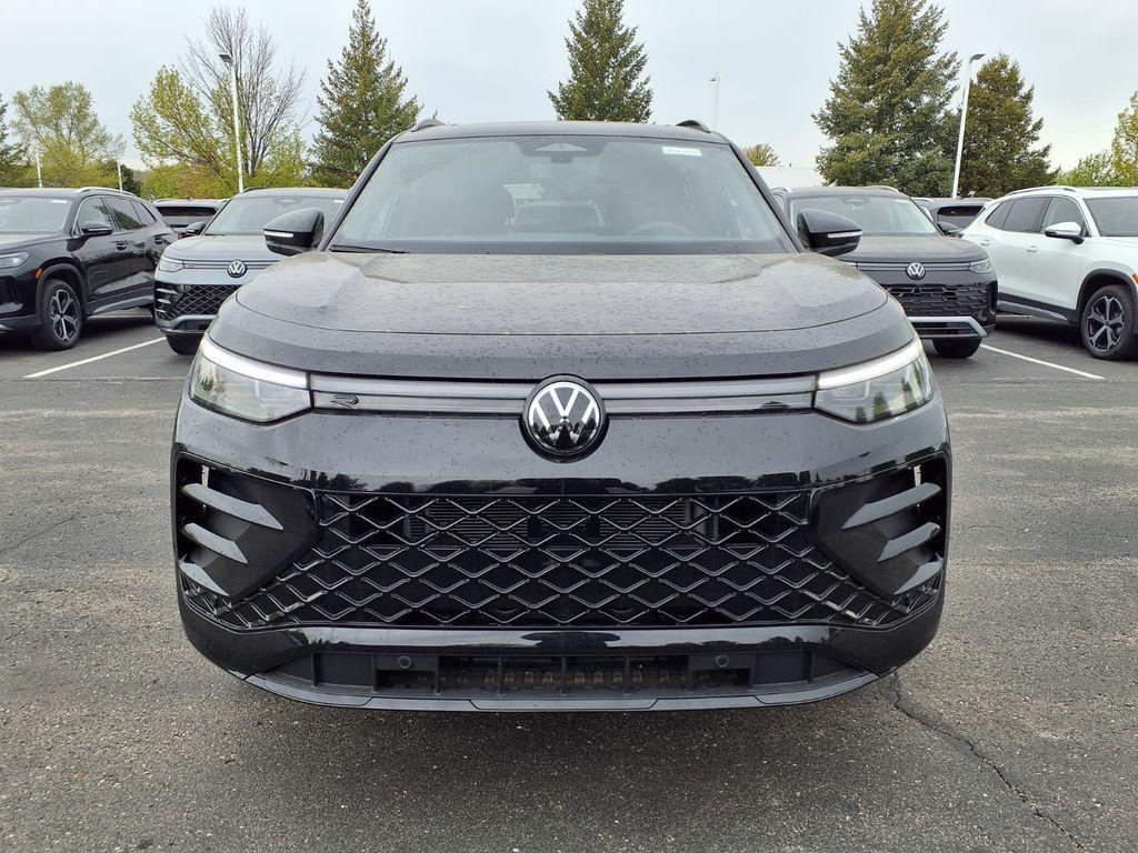 new 2026 Volkswagen Tiguan car, priced at $37,853