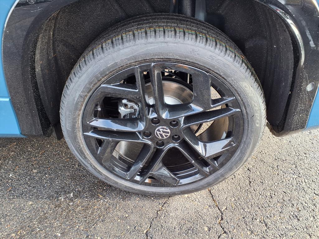 new 2026 Volkswagen Tiguan car, priced at $39,671