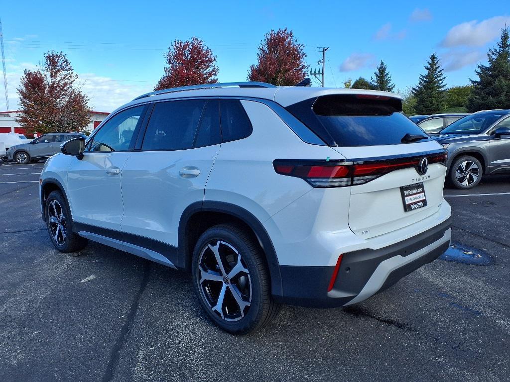 new 2025 Volkswagen Tiguan car, priced at $33,220