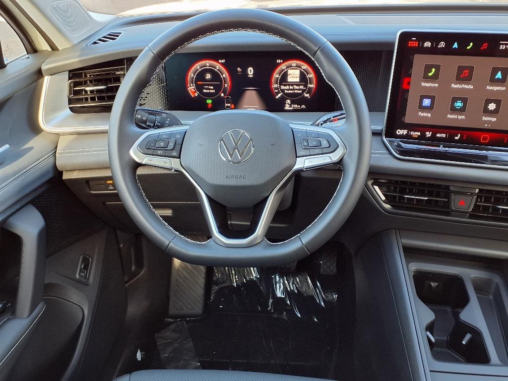 new 2025 Volkswagen Tiguan car, priced at $33,220
