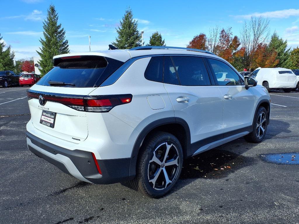 new 2025 Volkswagen Tiguan car, priced at $33,220