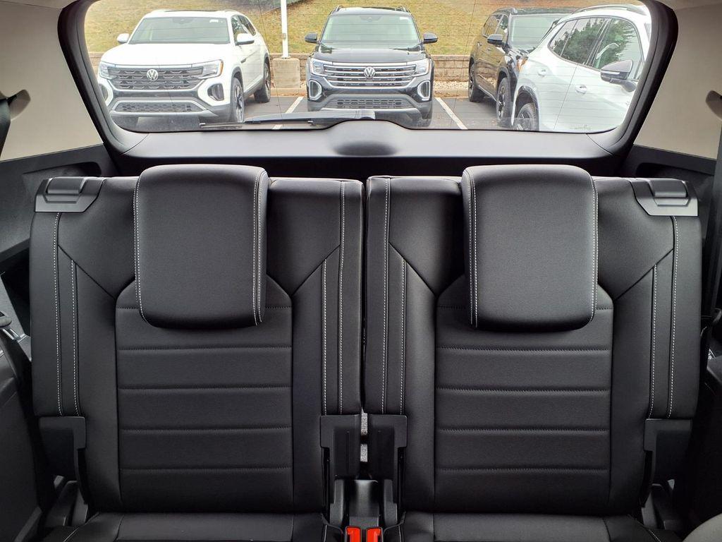 new 2026 Volkswagen Atlas car, priced at $49,054