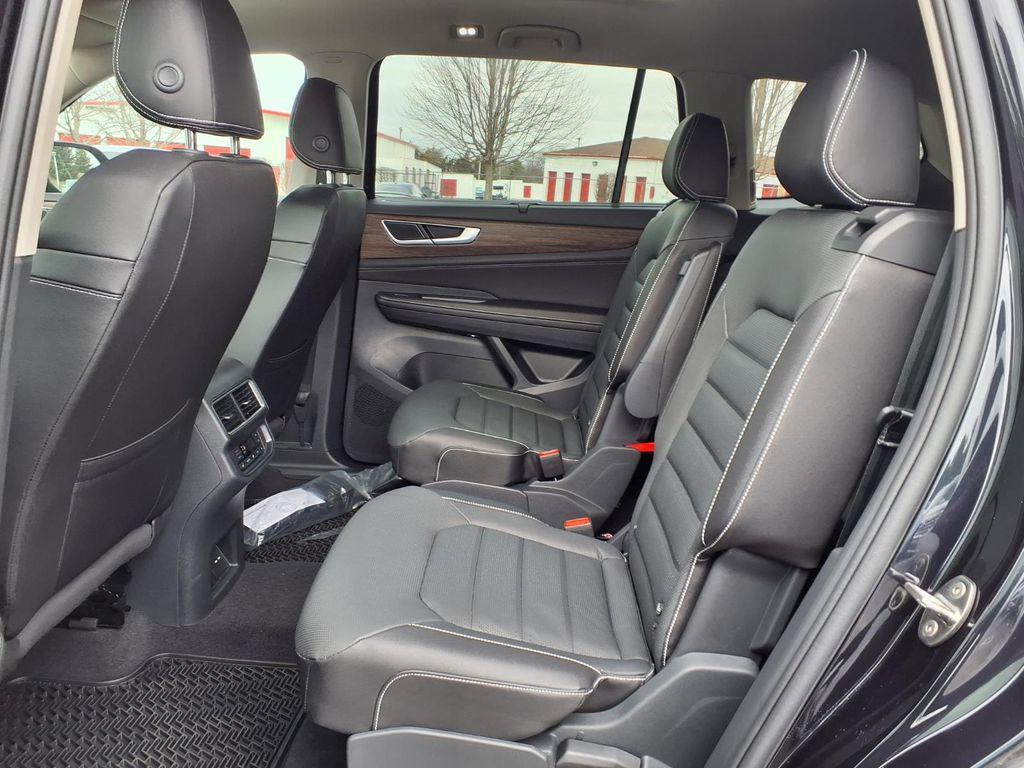 new 2026 Volkswagen Atlas car, priced at $49,054