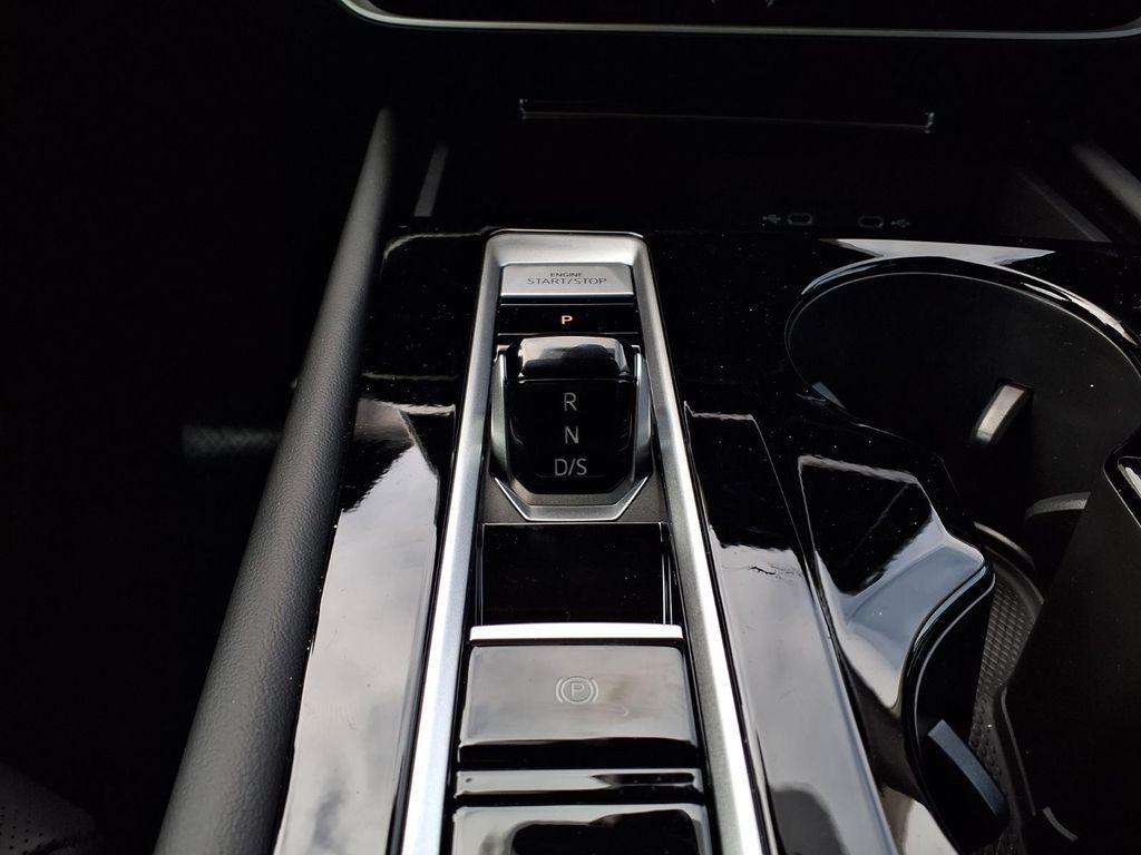 new 2026 Volkswagen Atlas car, priced at $49,054