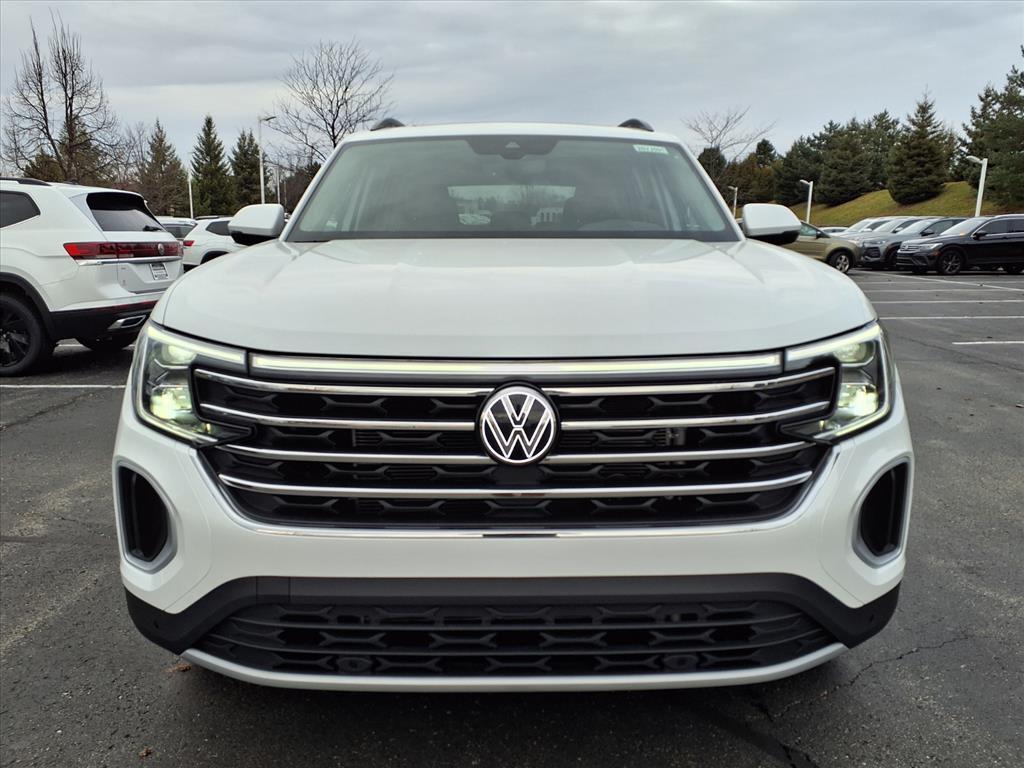 new 2026 Volkswagen Atlas car, priced at $44,427