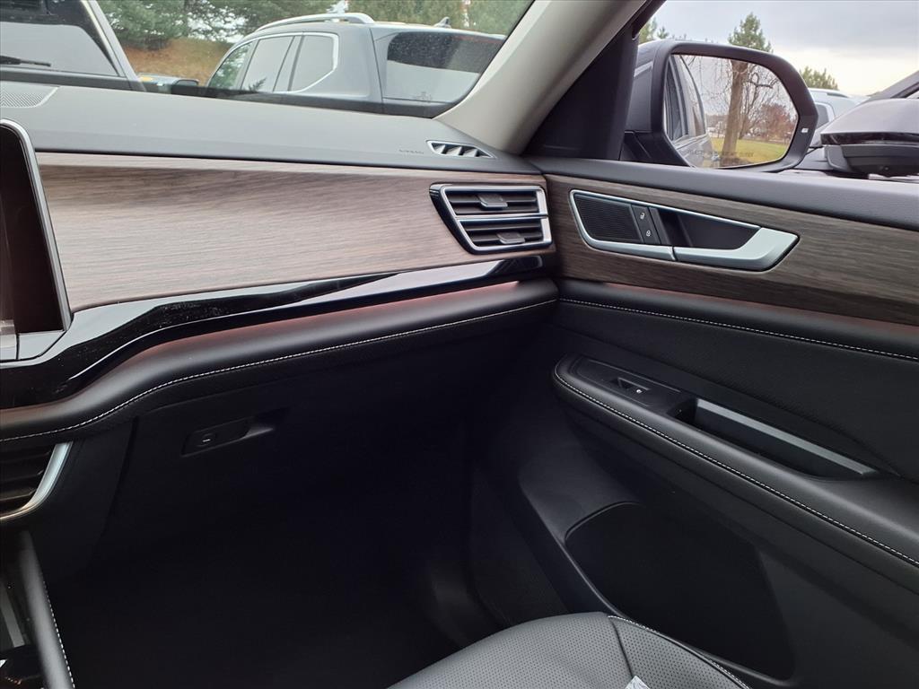 new 2026 Volkswagen Atlas car, priced at $47,773