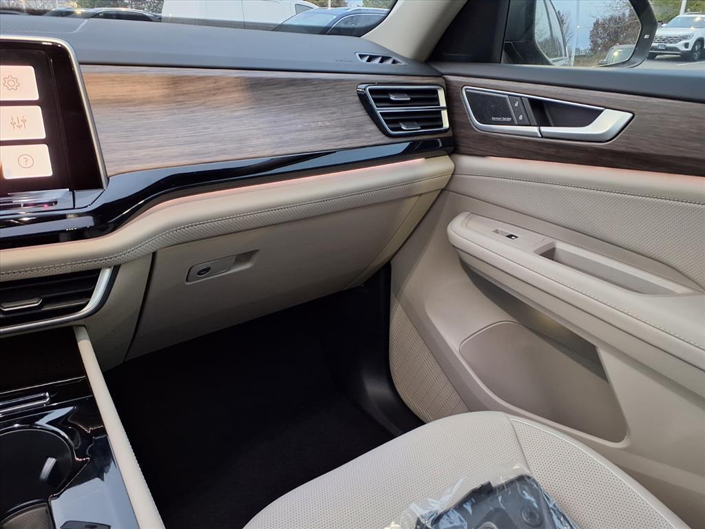 new 2026 Volkswagen Atlas car, priced at $52,779