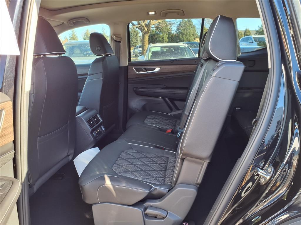 new 2026 Volkswagen Atlas car, priced at $52,181