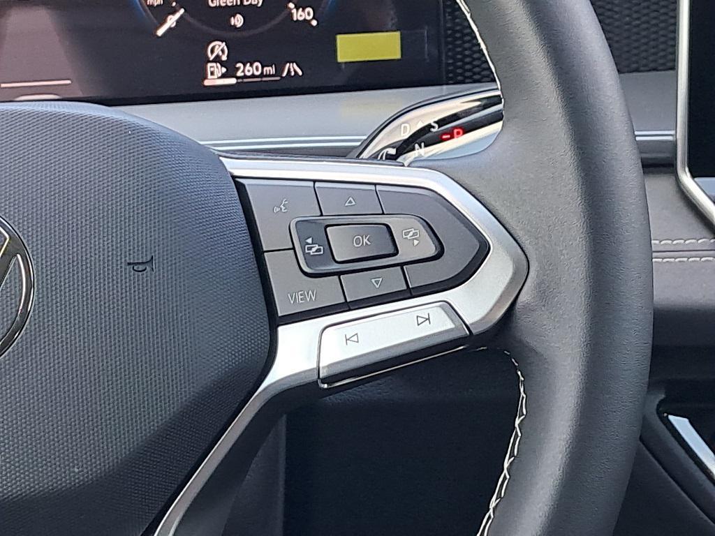 new 2025 Volkswagen Tiguan car, priced at $32,188