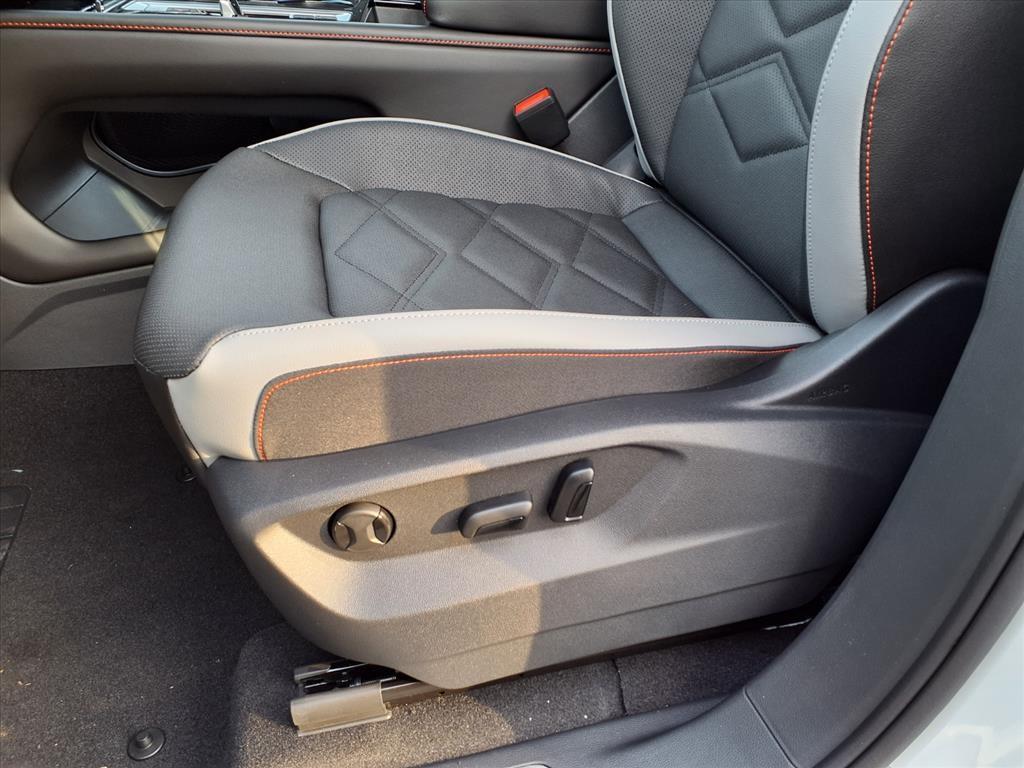 new 2026 Volkswagen Atlas car, priced at $46,264