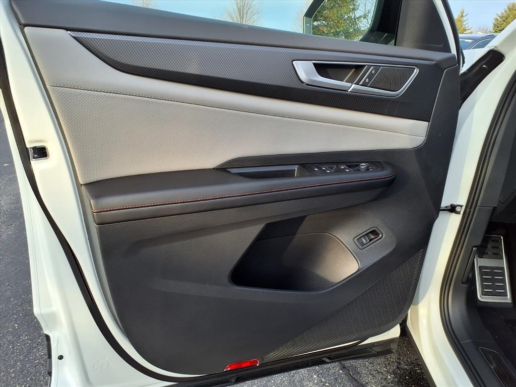 new 2026 Volkswagen Atlas car, priced at $46,264