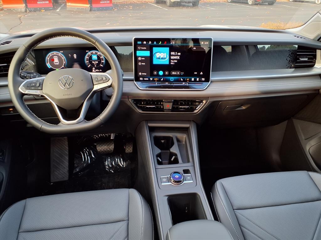 new 2025 Volkswagen Tiguan car, priced at $32,256