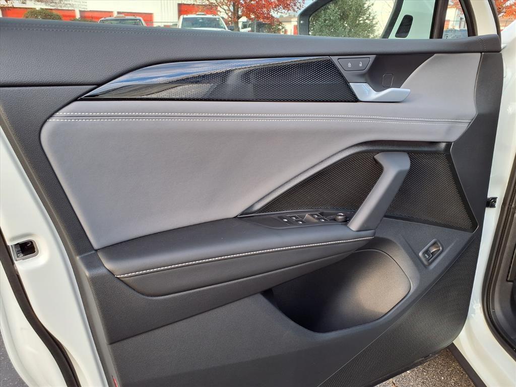 new 2025 Volkswagen Tiguan car, priced at $30,406