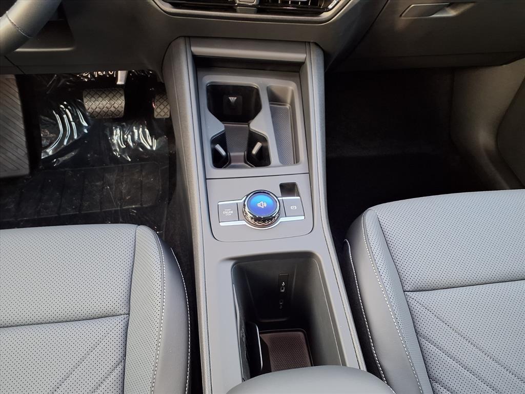 new 2025 Volkswagen Tiguan car, priced at $32,256