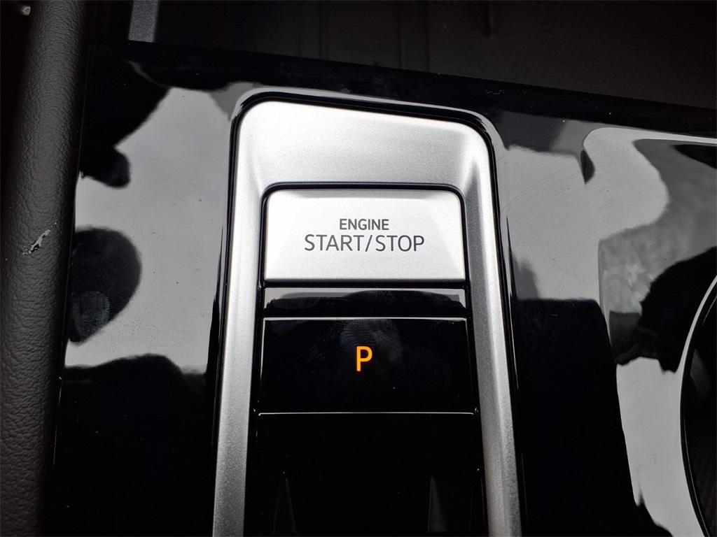 new 2026 Volkswagen Atlas car, priced at $46,362