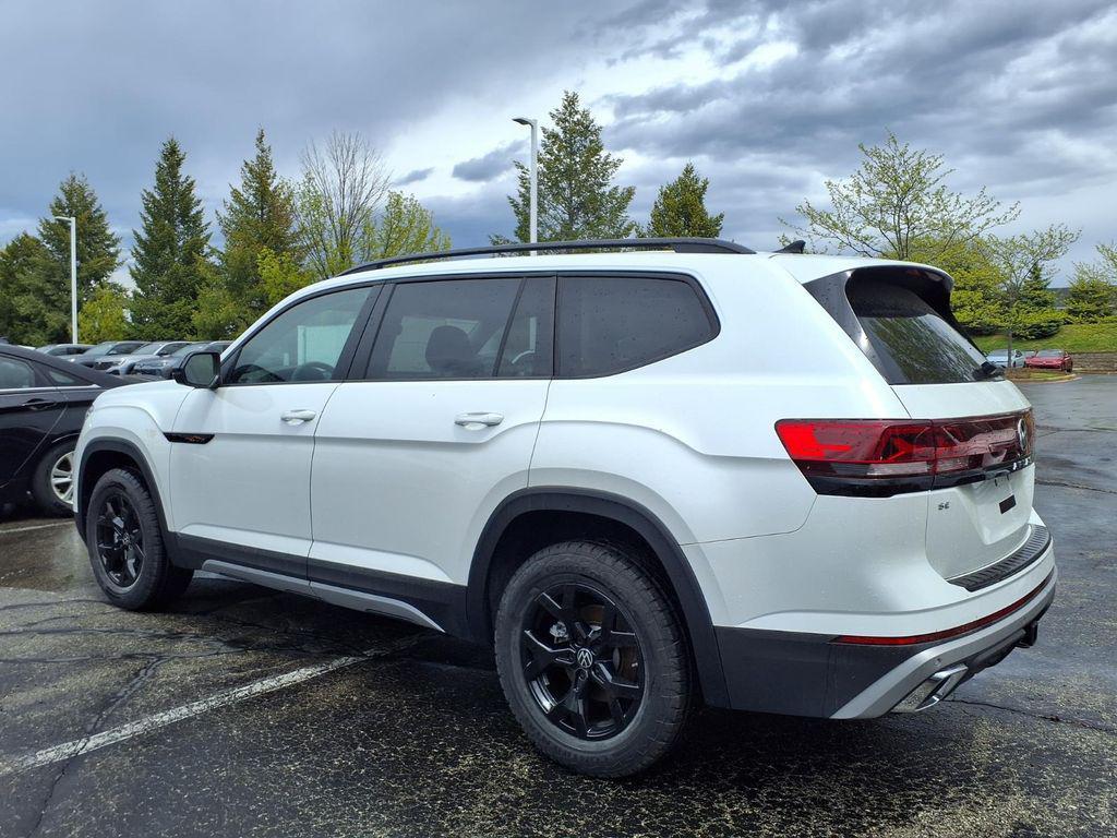 new 2026 Volkswagen Atlas car, priced at $46,111
