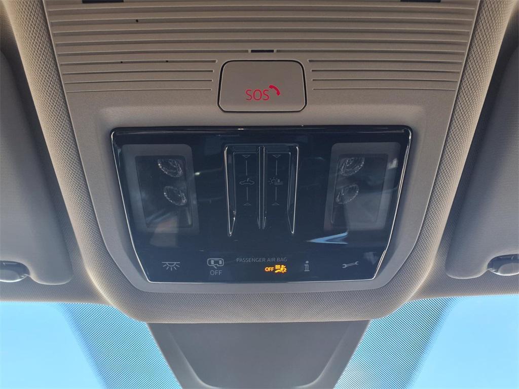 new 2026 Volkswagen Atlas car, priced at $44,522