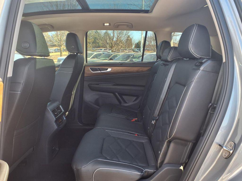 new 2026 Volkswagen Atlas car, priced at $46,022