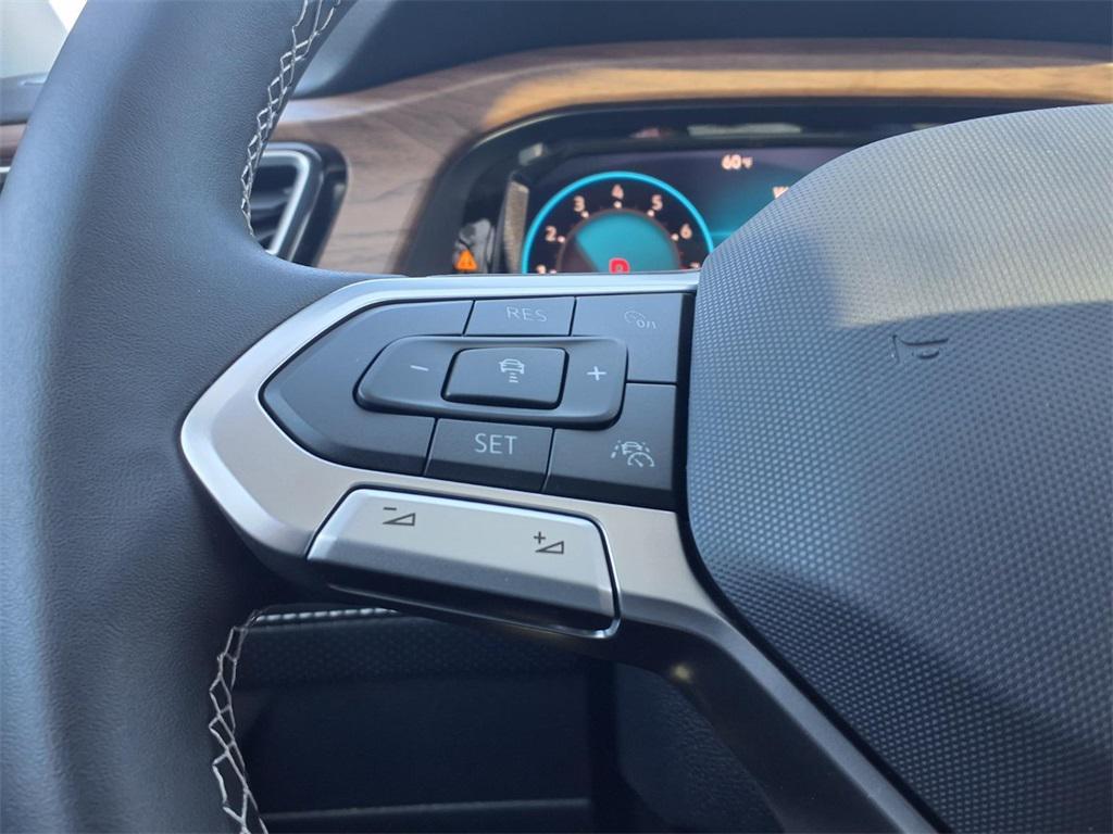 new 2026 Volkswagen Atlas car, priced at $44,522