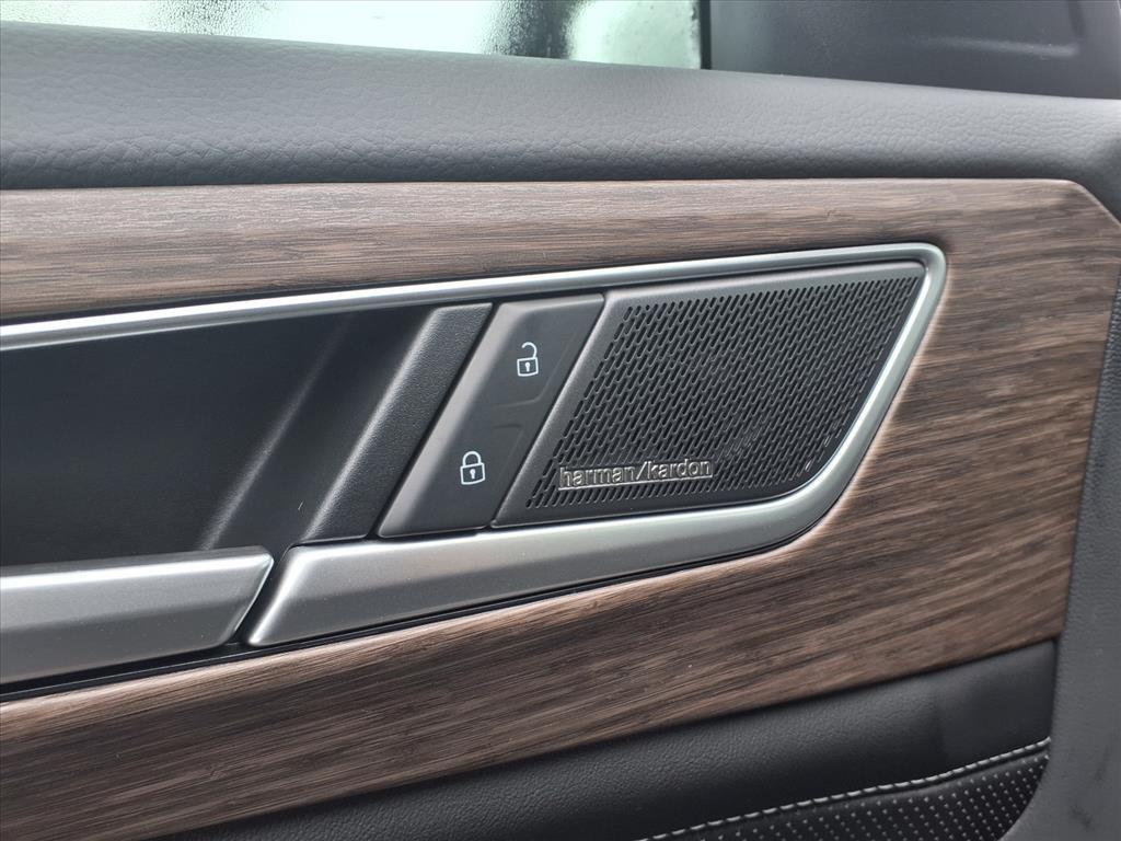 new 2026 Volkswagen Atlas car, priced at $52,779