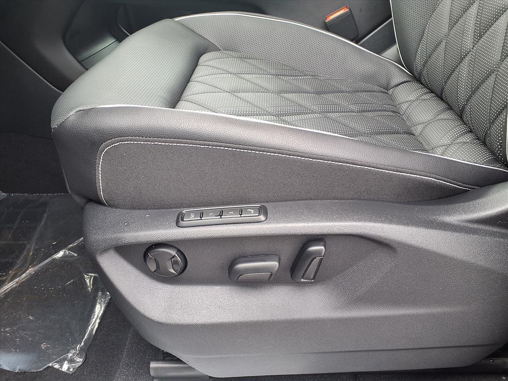 new 2026 Volkswagen Atlas car, priced at $52,779