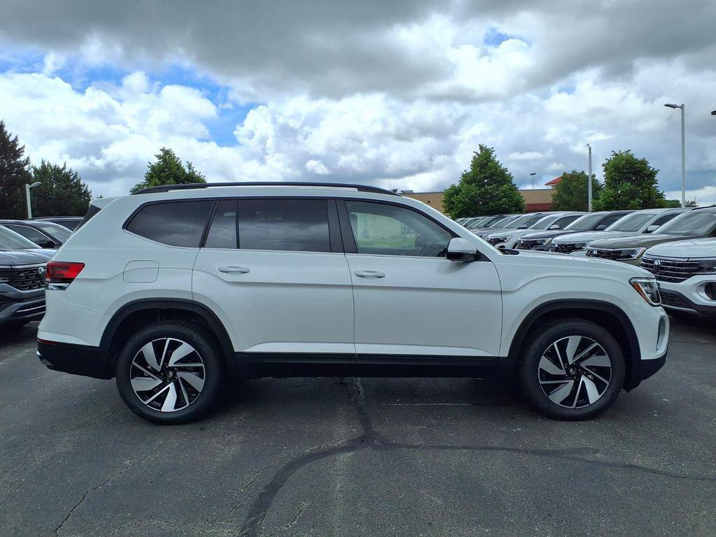 new 2026 Volkswagen Atlas car, priced at $44,013