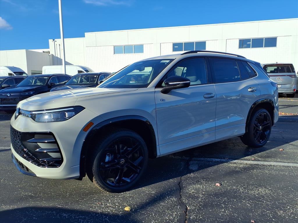 new 2026 Volkswagen Tiguan car, priced at $38,285