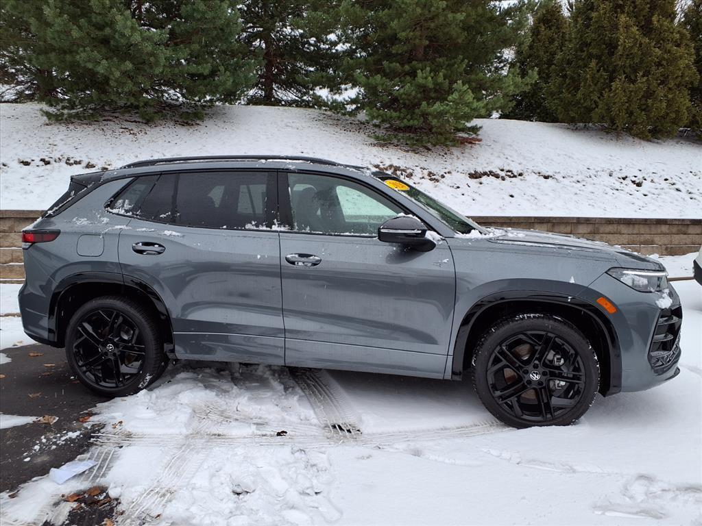 new 2026 Volkswagen Tiguan car, priced at $38,610