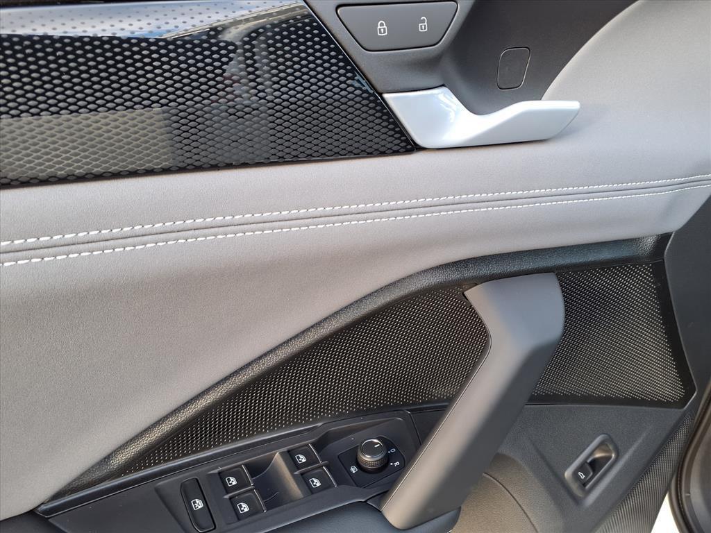 new 2026 Volkswagen Tiguan car, priced at $39,291