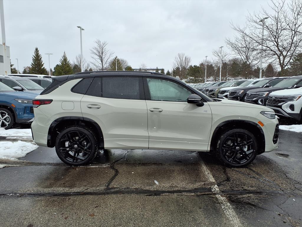 new 2026 Volkswagen Tiguan car, priced at $39,233