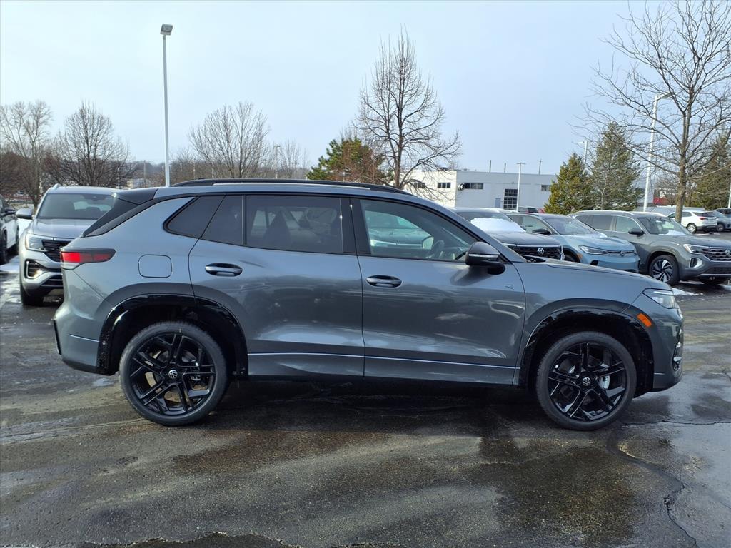 new 2026 Volkswagen Tiguan car, priced at $38,854