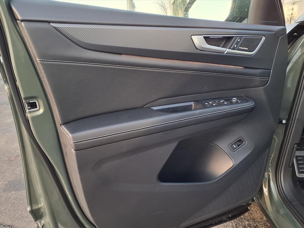 new 2026 Volkswagen Atlas Cross Sport car, priced at $51,969