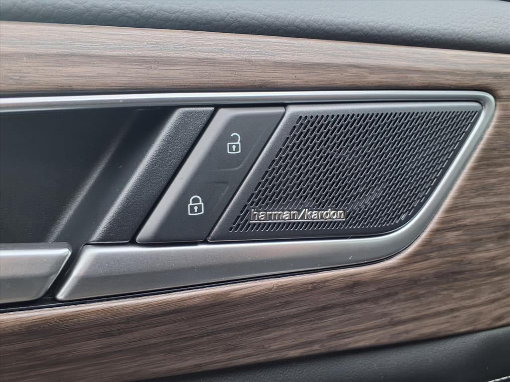 new 2026 Volkswagen Atlas car, priced at $52,779