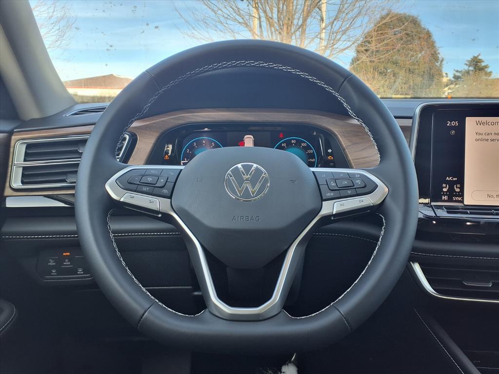 new 2026 Volkswagen Atlas car, priced at $44,010