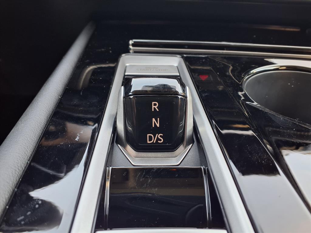 new 2026 Volkswagen Atlas car, priced at $44,010