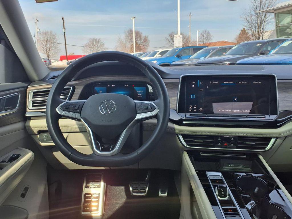 used 2025 Volkswagen Atlas car, priced at $45,999