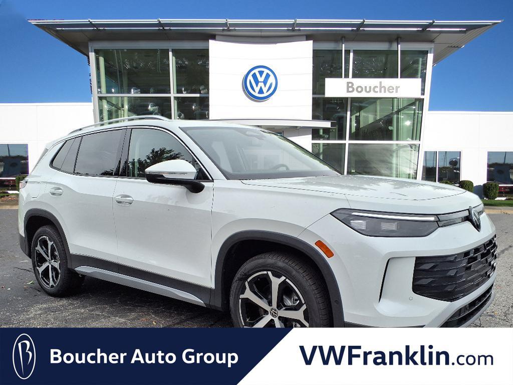 new 2025 Volkswagen Tiguan car, priced at $33,220