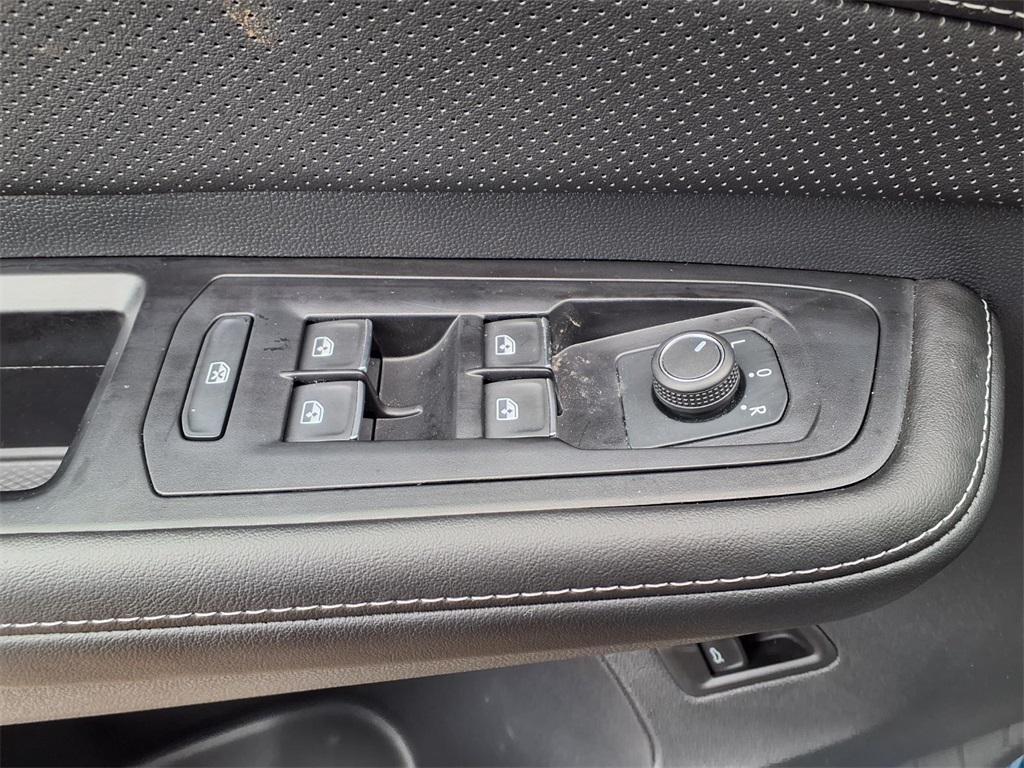 used 2025 Volkswagen Atlas Cross Sport car, priced at $43,490