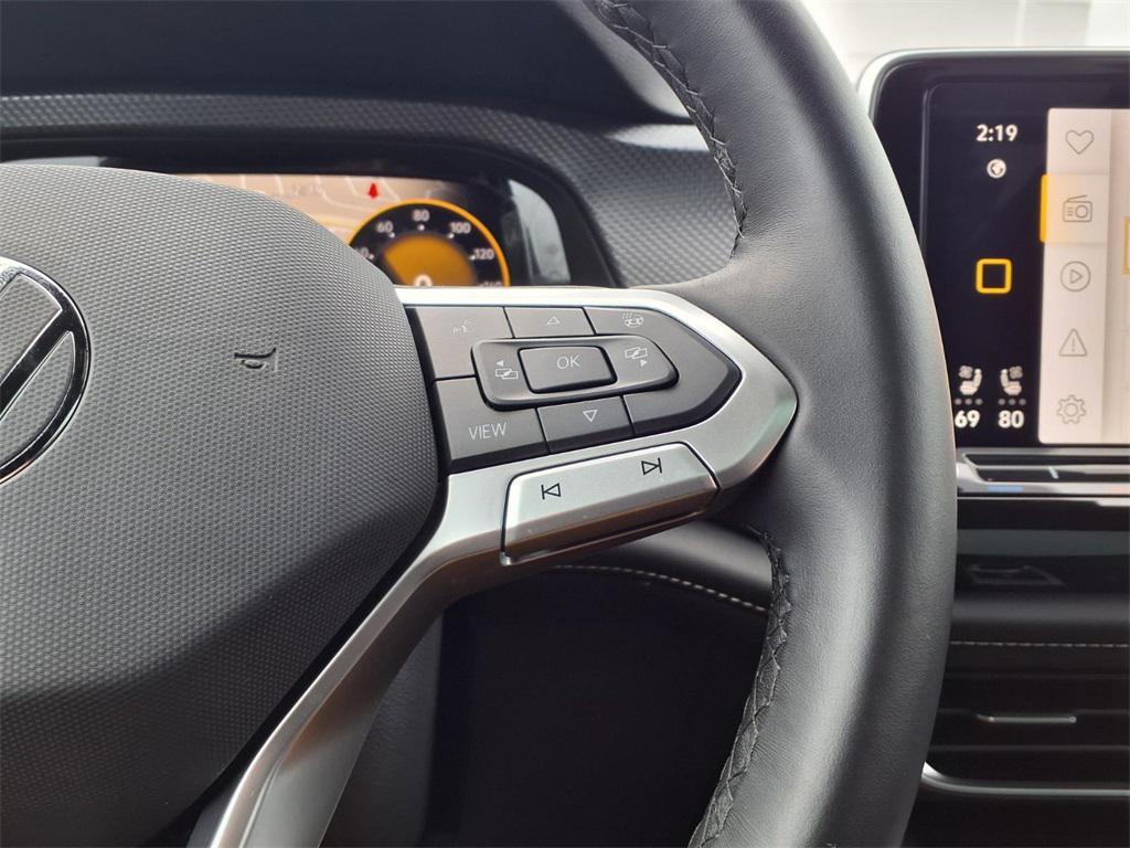 used 2025 Volkswagen Atlas Cross Sport car, priced at $43,490