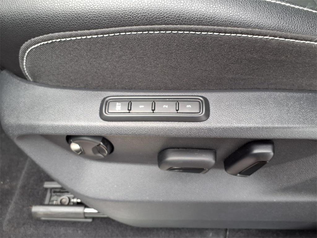 used 2025 Volkswagen Atlas Cross Sport car, priced at $43,490