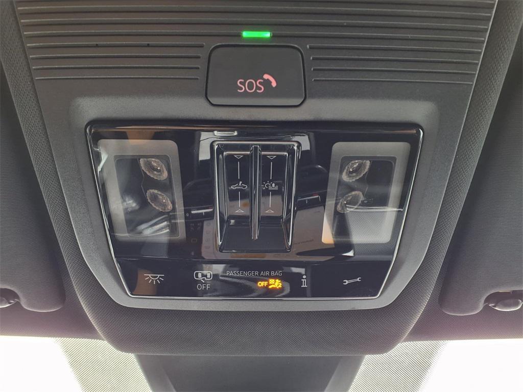 used 2025 Volkswagen Atlas Cross Sport car, priced at $43,490