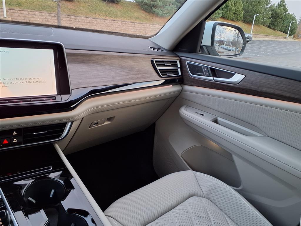 new 2026 Volkswagen Atlas car, priced at $53,216