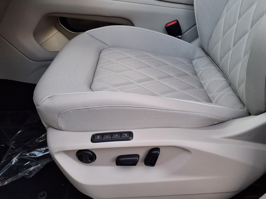 new 2026 Volkswagen Atlas car, priced at $53,216