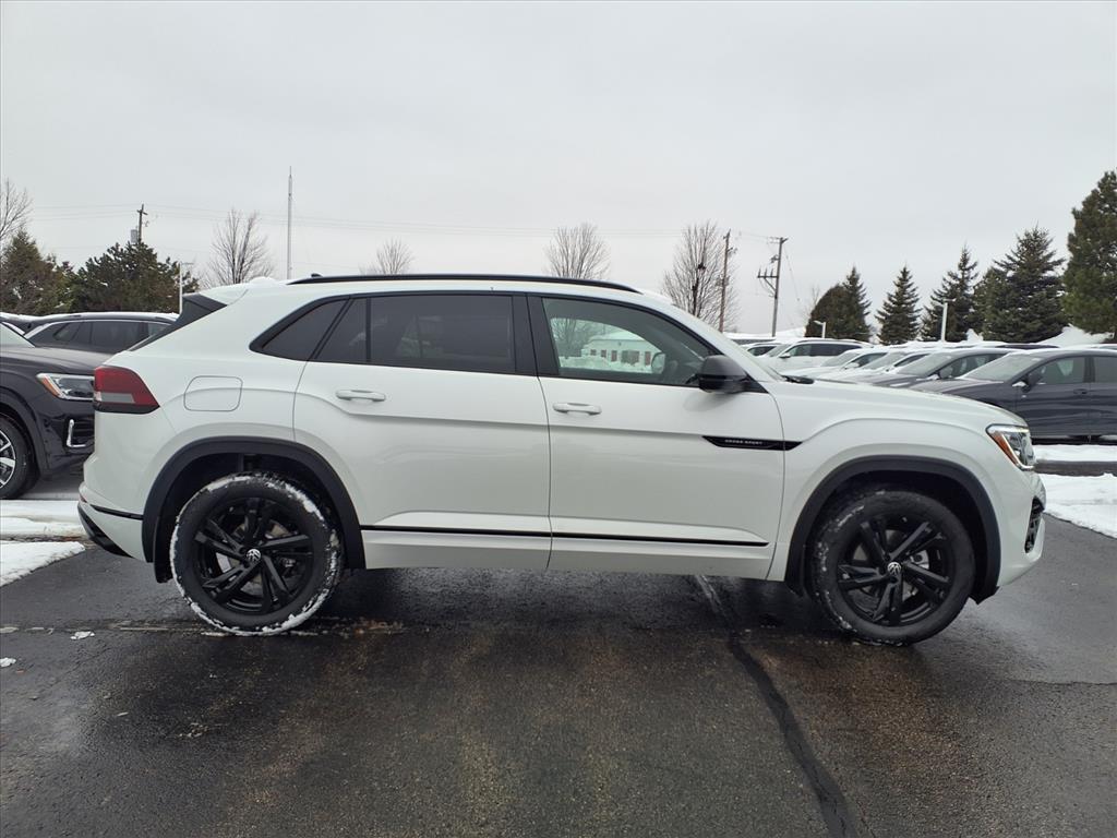 new 2026 Volkswagen Atlas Cross Sport car, priced at $49,446