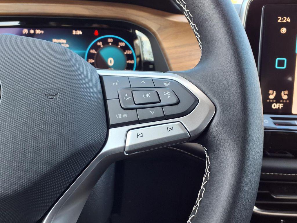 new 2026 Volkswagen Atlas car, priced at $45,076