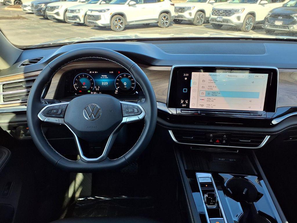 new 2026 Volkswagen Atlas car, priced at $45,076