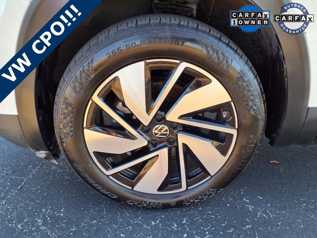 used 2025 Volkswagen Atlas car, priced at $38,990