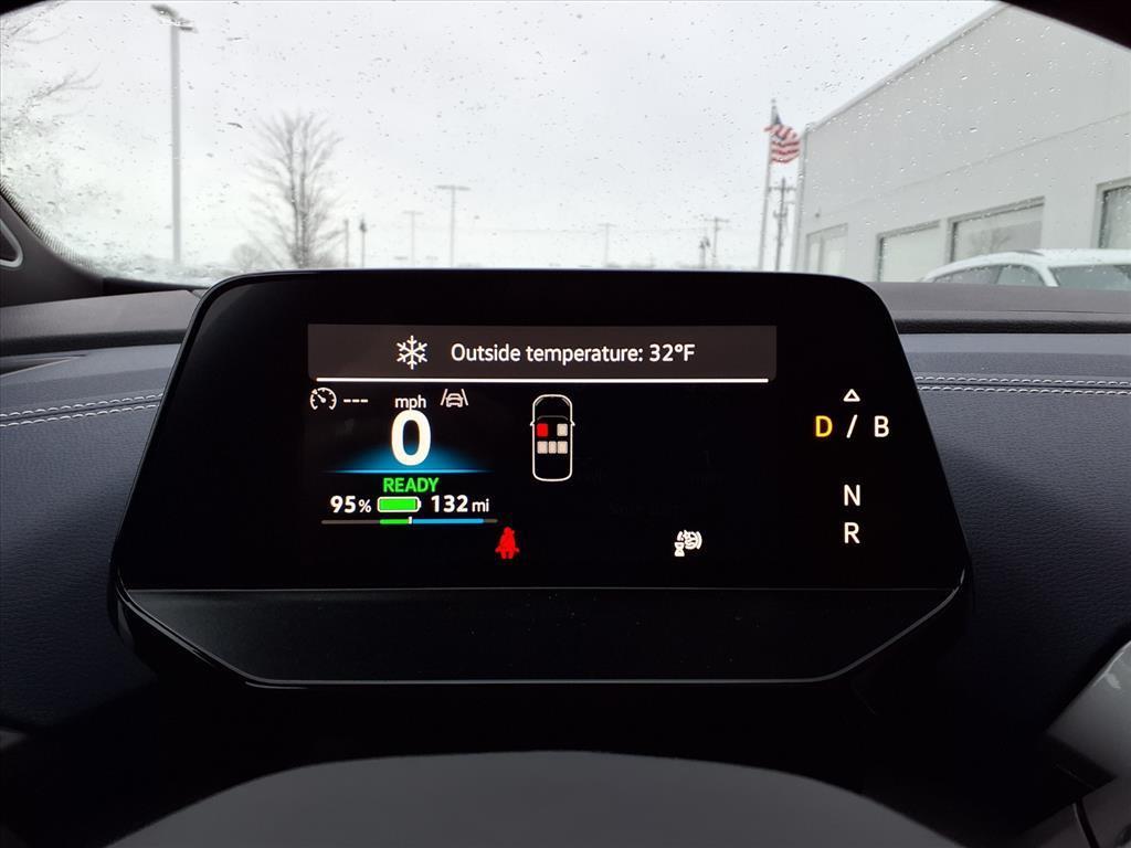 new 2025 Volkswagen ID.4 car, priced at $47,538