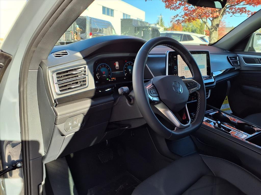 new 2026 Volkswagen Atlas Cross Sport car, priced at $42,299