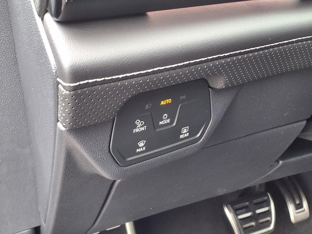 new 2026 Volkswagen Atlas car, priced at $51,681